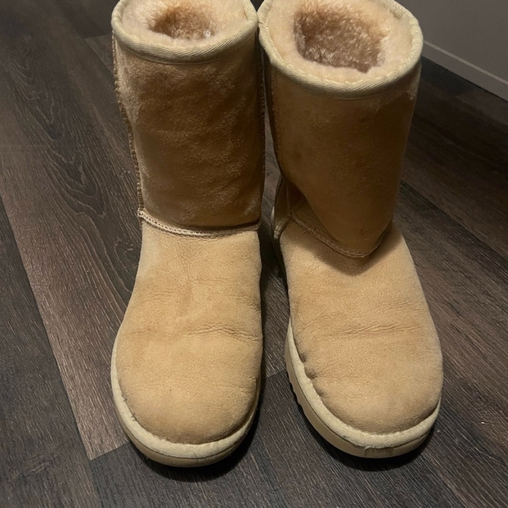 UGG Classic Tan Sheepskin Boots